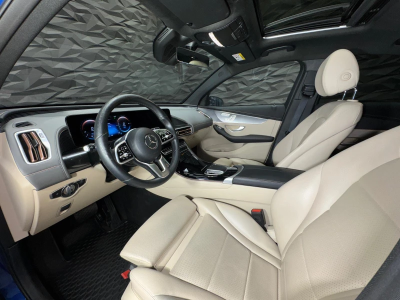 Mercedes-Benz EQC 400 4Matic Подгрев* 360, снимка 8 - Автомобили и джипове - 50977823