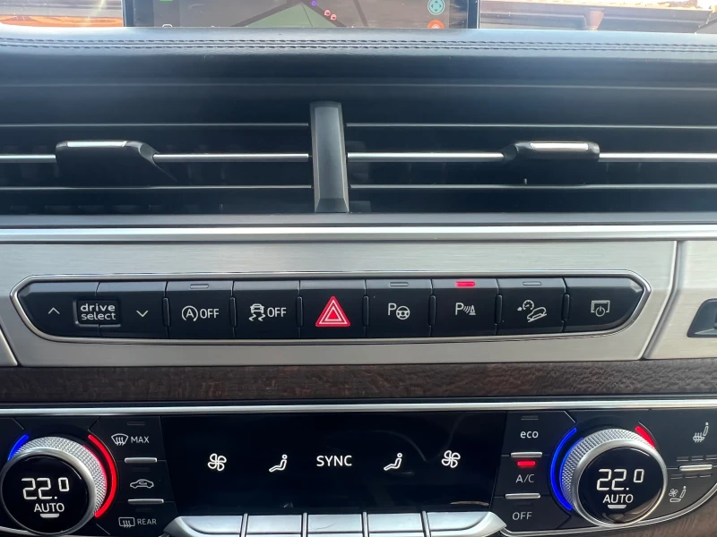 Audi SQ7 ПОРЪЧКОВ, снимка 13 - Автомобили и джипове - 52417479