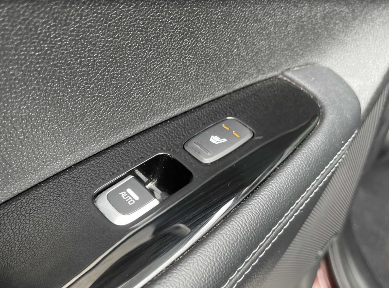 Kia Sorento 2.0L Turbo SX FULL, снимка 17 - Автомобили и джипове - 52851087