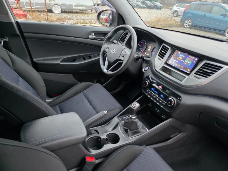 Hyundai Tucson 1.7 CRDI 16V UNIKAT ITALIA EURO 6B , снимка 13 - Автомобили и джипове - 53216593