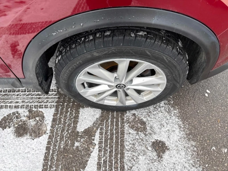 Nissan Qashqai AWD CVT  CARFAX, снимка 7 - Автомобили и джипове - 53262545