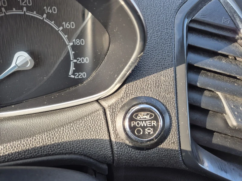 Ford EcoSport 1.5dci Titanum KEYLESS , снимка 14 - Автомобили и джипове - 53326702