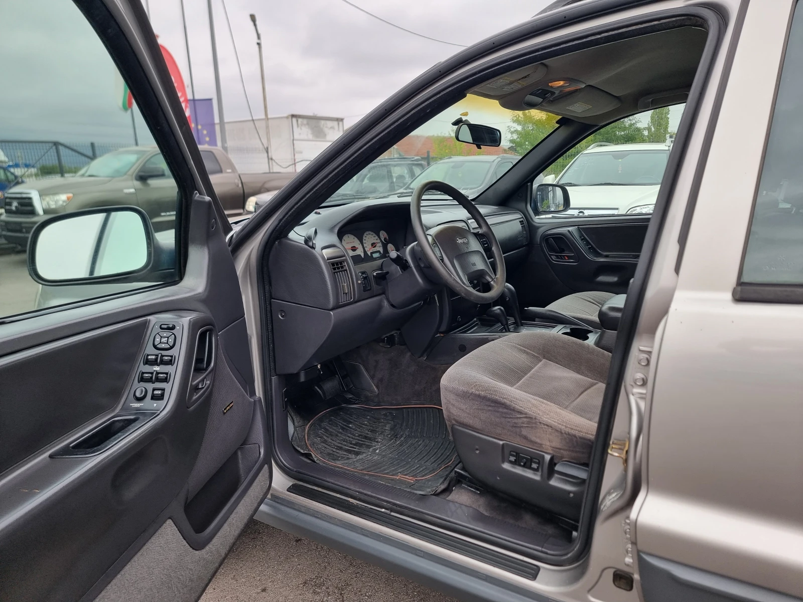 Jeep Grand cherokee 3.1TDI - изображение 10