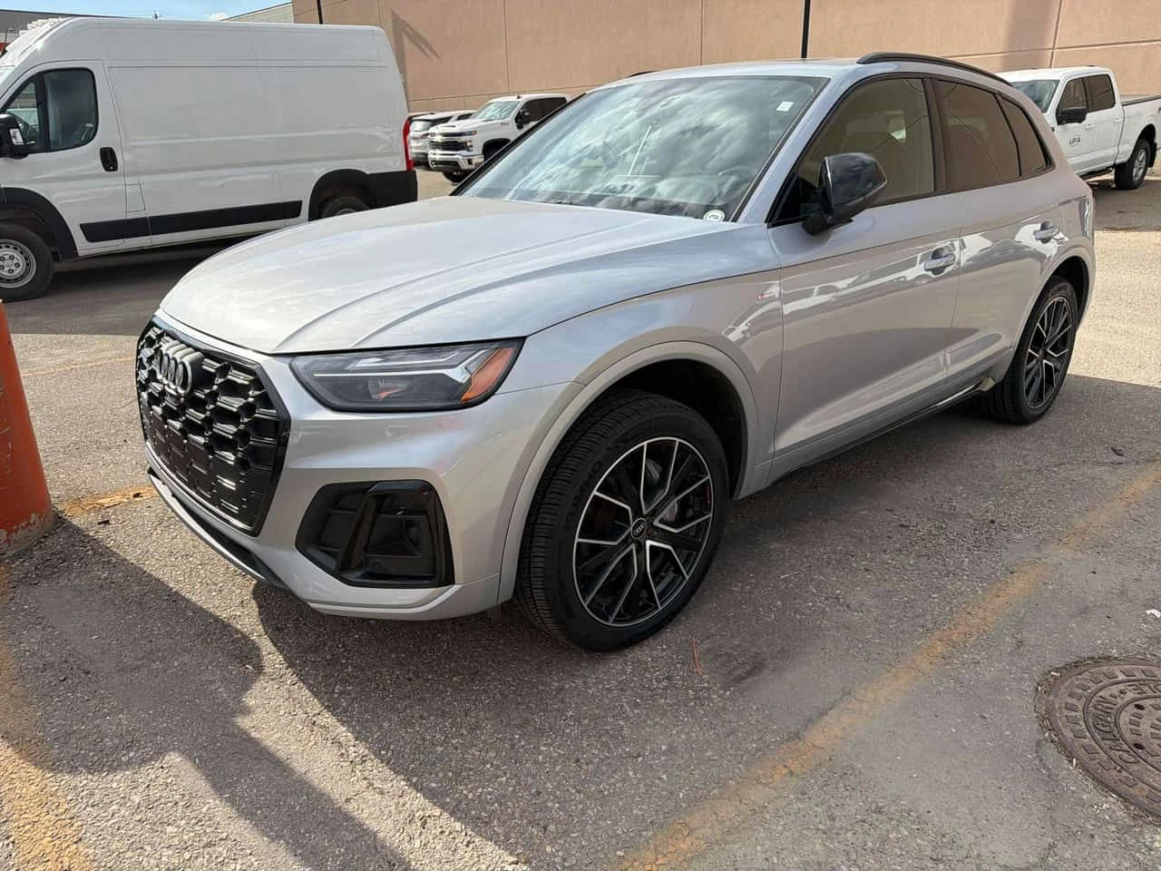 Audi Q5 | Progressiv | CARFAX | DISTRONIC | 360 | 