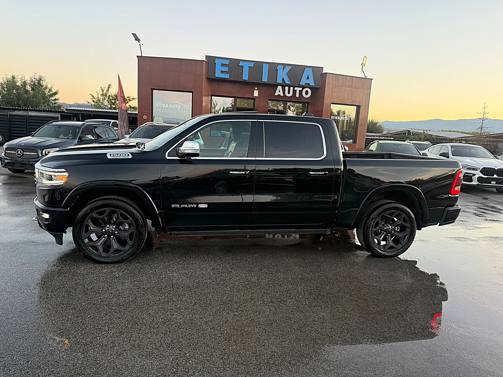 Dodge RAM 1500 5.7HEMI-PREMIUM-LONG HORN-PANORAMA-�� ������-FULL | Mobile.bg � ����������� 5