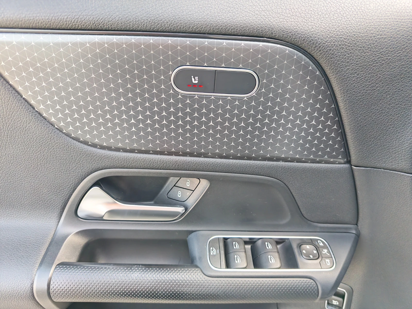 Mercedes-Benz GLA 200 GLA 200 FUl CAR PlAY | Mobile.bg � ����������� 9