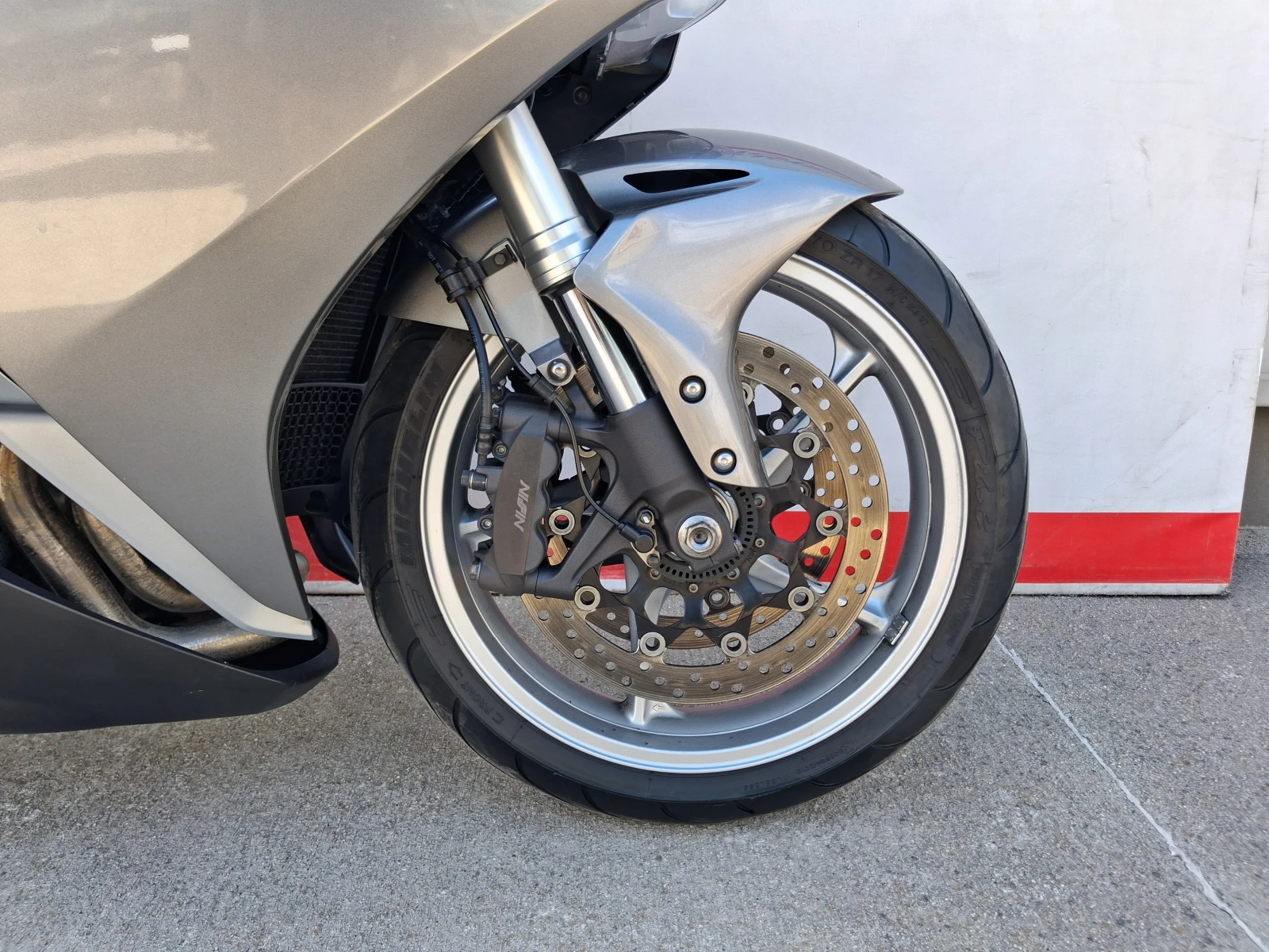 Honda Vfr 1200 FD ABS, снимка 11 - Мотоциклети и мототехника - 54977327