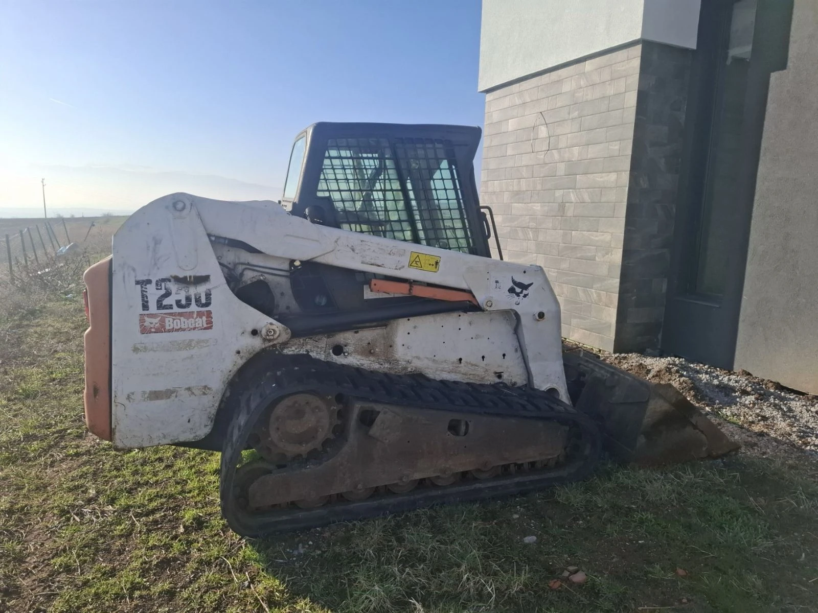 ����� ������� BOBCAT T250 | Mobile.bg � ����������� 7