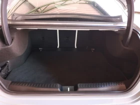 Mercedes-Benz CLA 350 AMG 4M Premium Plus Burmester HUD PANO DISTR W/P, снимка 15