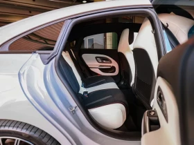 Mercedes-Benz CLA 350 AMG 4M Premium Plus Burmester HUD PANO DISTR W/P, снимка 13