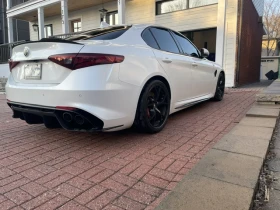 Alfa Romeo Giulia Quadrifoglio *  Keyless * CARFAX * АВТО КРЕДИТ * , снимка 4