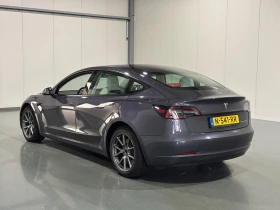 Tesla Model 3 Long Range Panorama Leather LED Navi 88.9% SoH, снимка 4