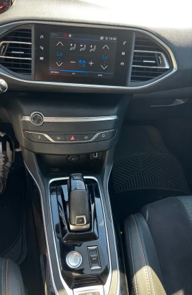 Обява за продажба на Peugeot 308 1.5   BlueHDI   face   8 automatic   distronic  ~23 500 лв. - изображение 9 | Auto.bg Обява за продажба на Peugeot 308 1.5   BlueHDI   face   8 automatic   distronic  ~23 500 лв. - изображение 9