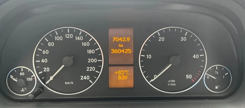 Mercedes-Benz A 200, снимка 15 - Автомобили и джипове - 47646602