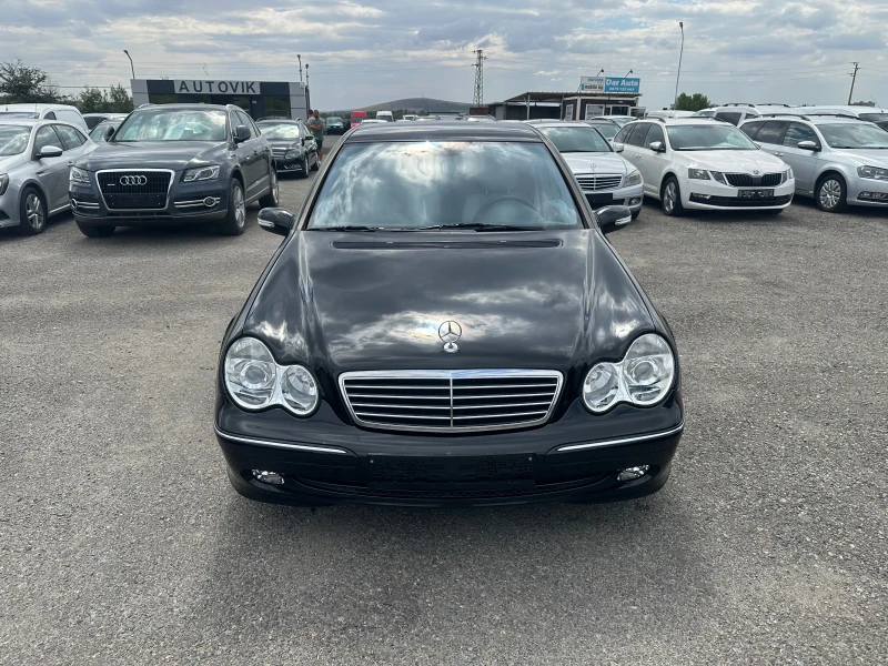 Mercedes-Benz C 180 AVANTGARDE* KOMPRESSOR* КАМЕРА* НАВИ* КОЖА, снимка 2 - Автомобили и джипове - 47077726