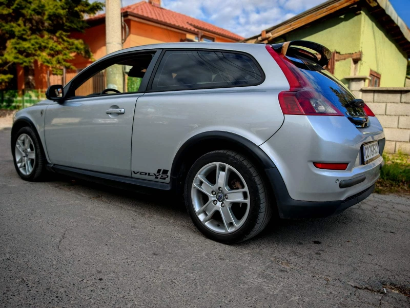 Volvo C30 2.0d, снимка 8 - Автомобили и джипове - 47866792