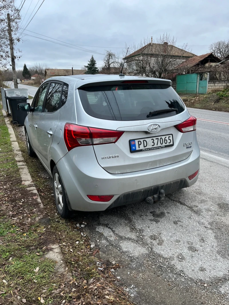 Hyundai Ix20, снимка 4 - Автомобили и джипове - 48289494