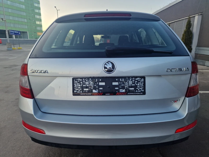 Skoda Octavia 1.6 TDI Wagon Ambition 4X4, снимка 6 - Автомобили и джипове - 48626318