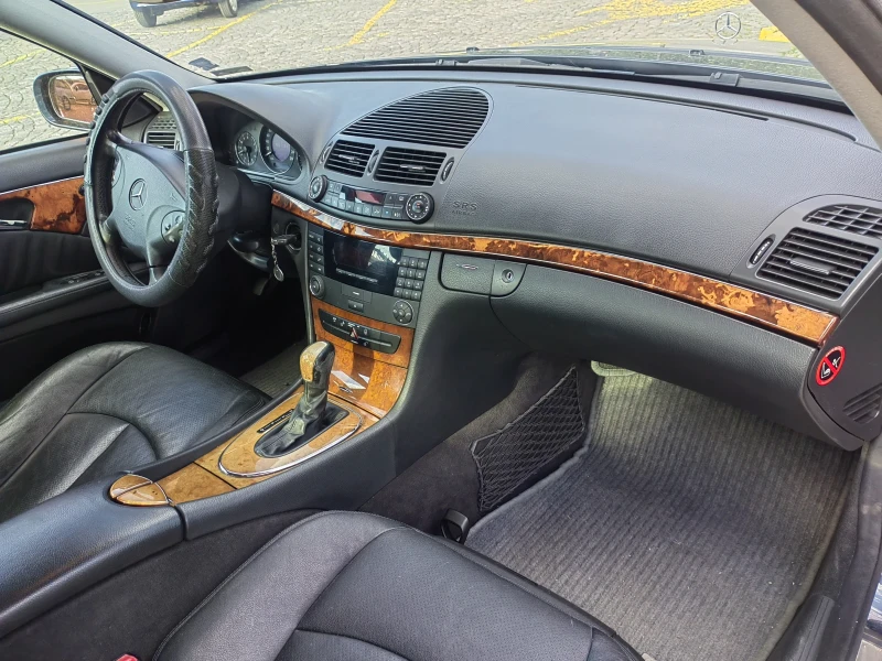 Mercedes-Benz E 270 W211, снимка 5 - Автомобили и джипове - 52166300