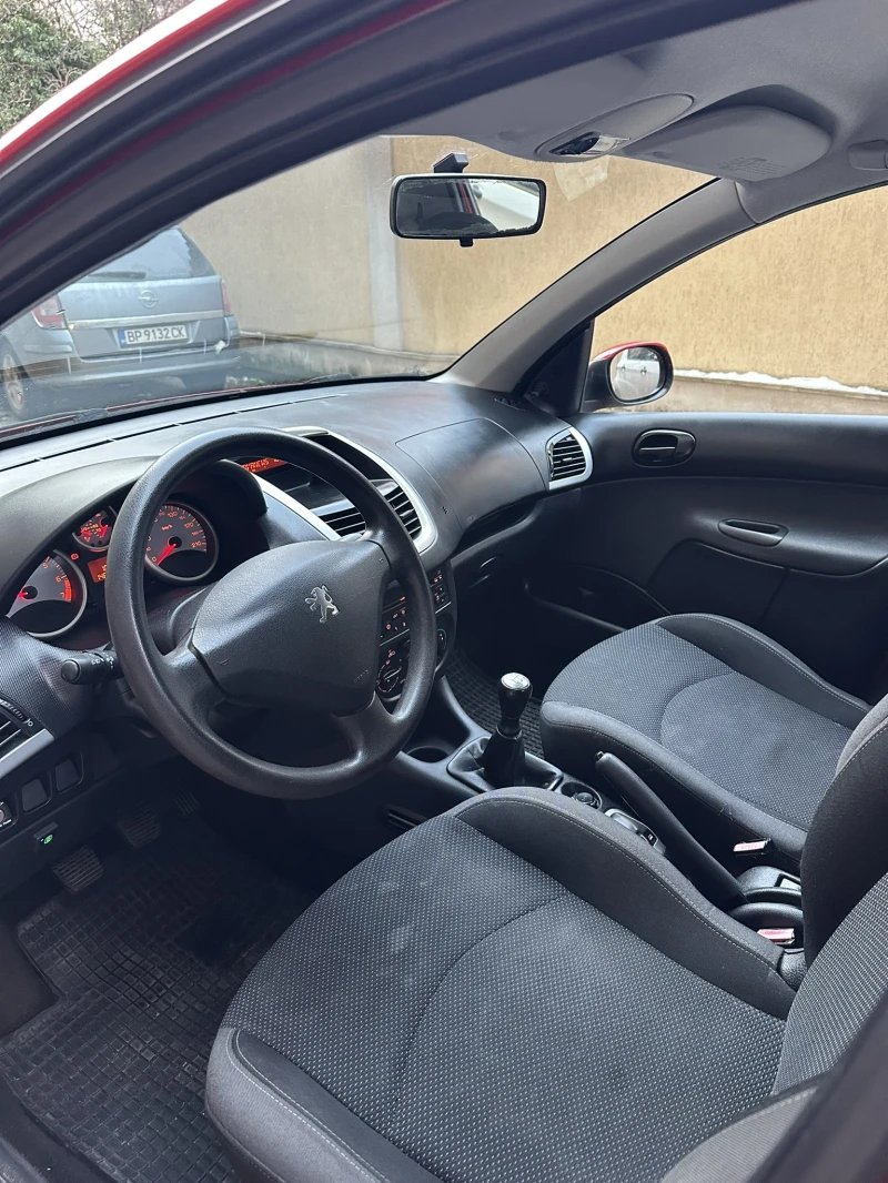 Peugeot 206 1.4i, снимка 10 - Автомобили и джипове - 53054558