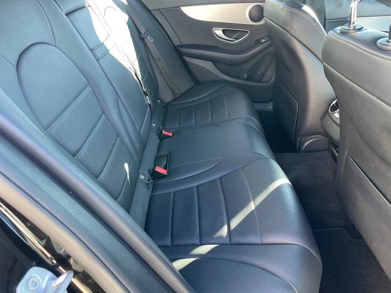 Mercedes-Benz C 220  / AMG LINE / 9G, снимка 10 - Автомобили и джипове - 53124218