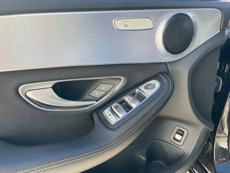 Mercedes-Benz C 220  / AMG LINE / 9G, снимка 11 - Автомобили и джипове - 53124218