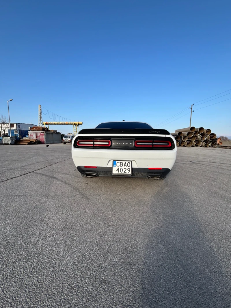 Dodge Challenger, снимка 9 - Автомобили и джипове - 53141421