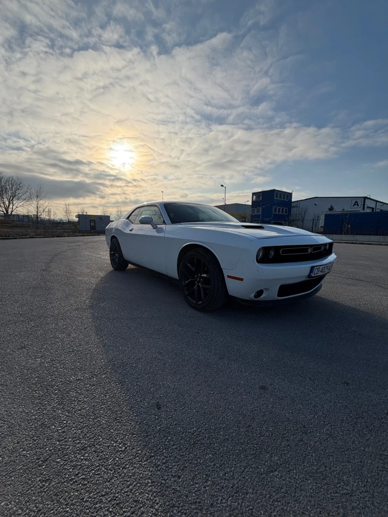 Dodge Challenger, снимка 5 - Автомобили и джипове - 53141421