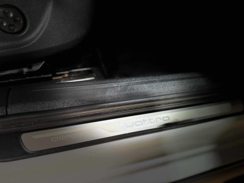 Audi A4 Allroad * Progressiv * CARFAX * БЕЗ ПЪРВОНАЧАЛНА ВНОСКА, снимка 13 - Автомобили и джипове - 53182129