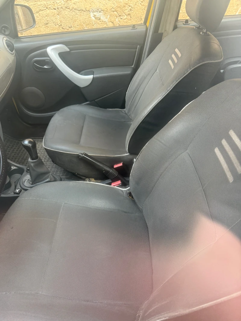 Dacia Logan 1.2, снимка 5 - Автомобили и джипове - 53288020