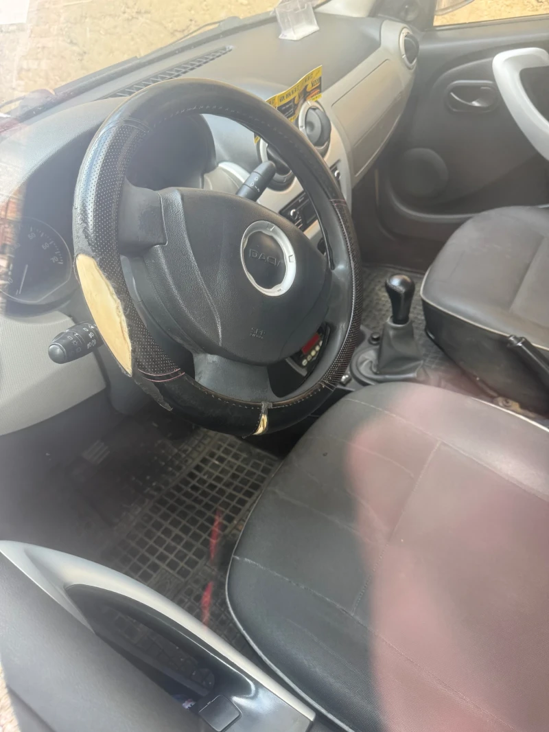 Dacia Logan 1.2, снимка 4 - Автомобили и джипове - 53288020