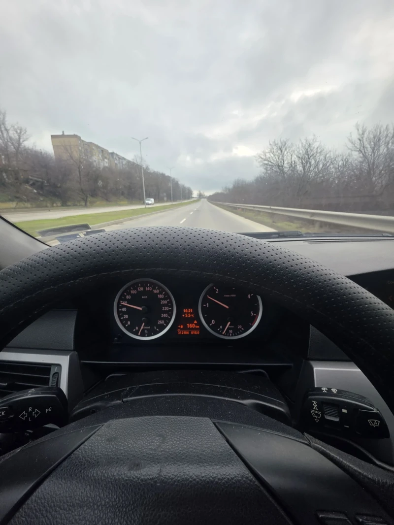 BMW 525, снимка 12 - Автомобили и джипове - 53396545