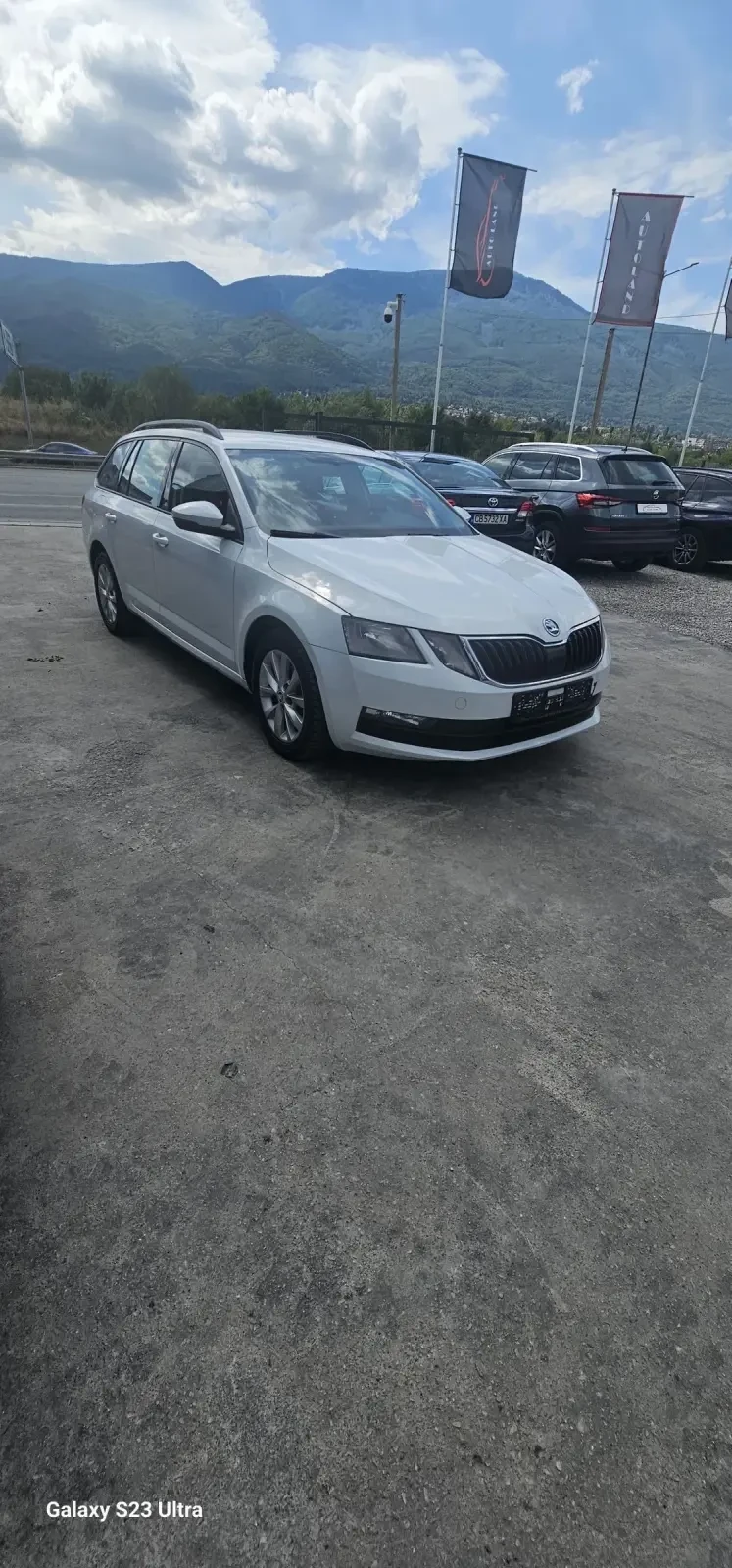 Skoda Octavia 1.6 TDI, снимка 12 - Автомобили и джипове - 47989925