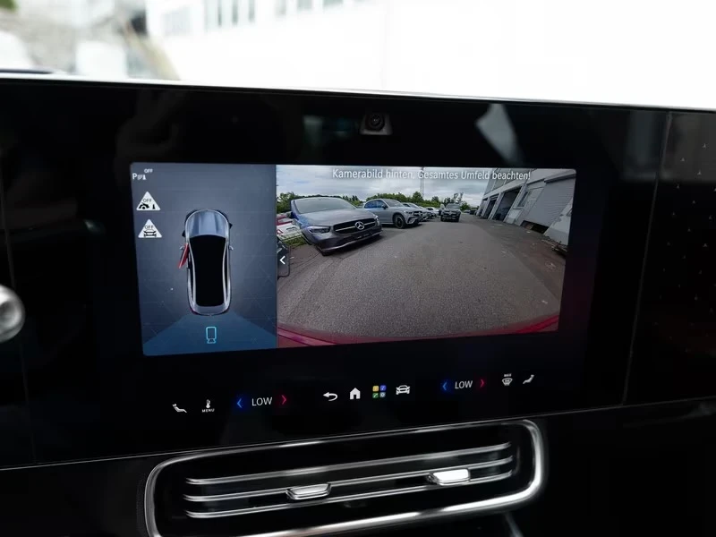 Mercedes-Benz CLA 350 AMG 4M Premium Plus Burmester HUD 360 PANO, снимка 12 - Автомобили и джипове - 55384099
