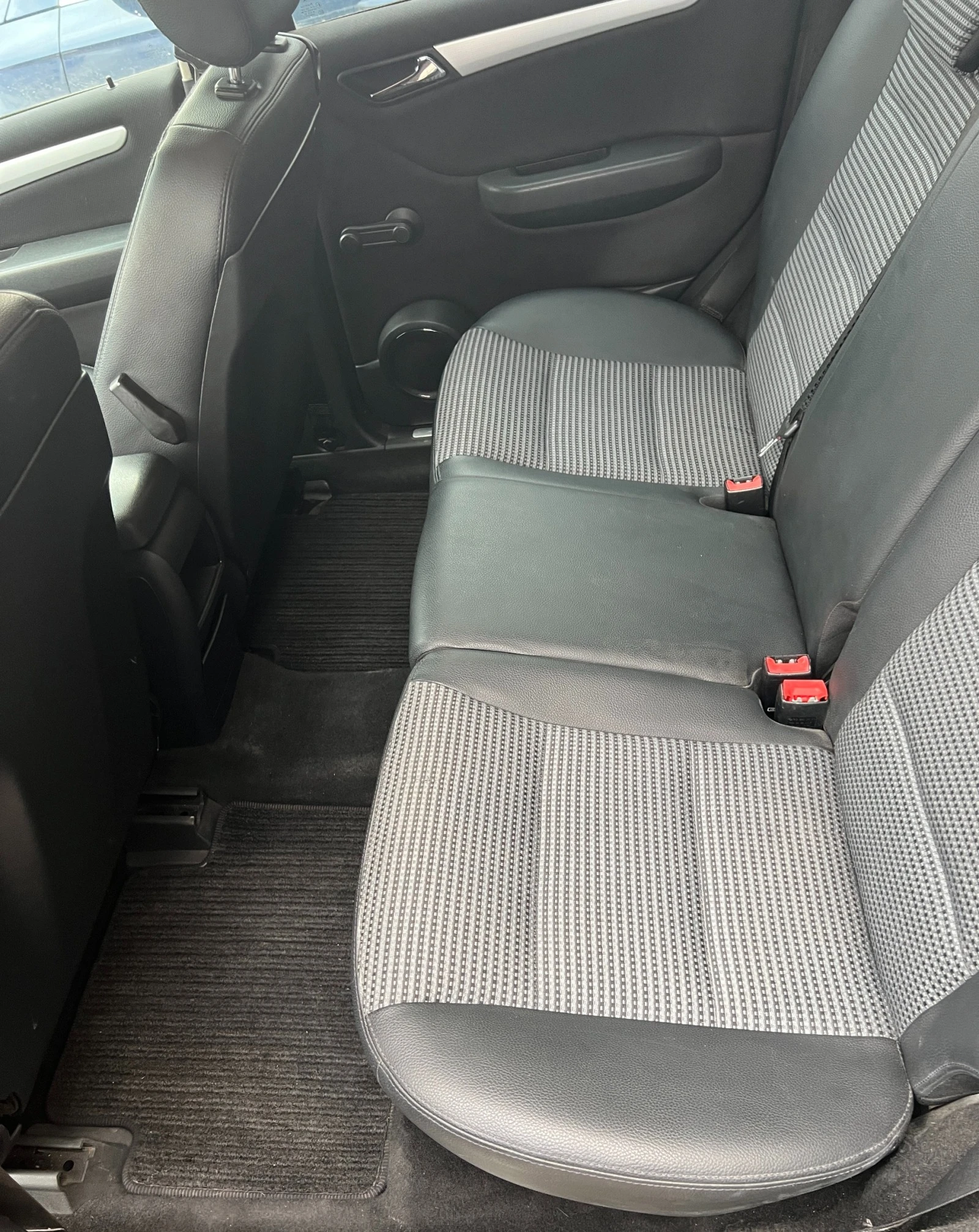 Mercedes-Benz A 200 | Mobile.bg   14