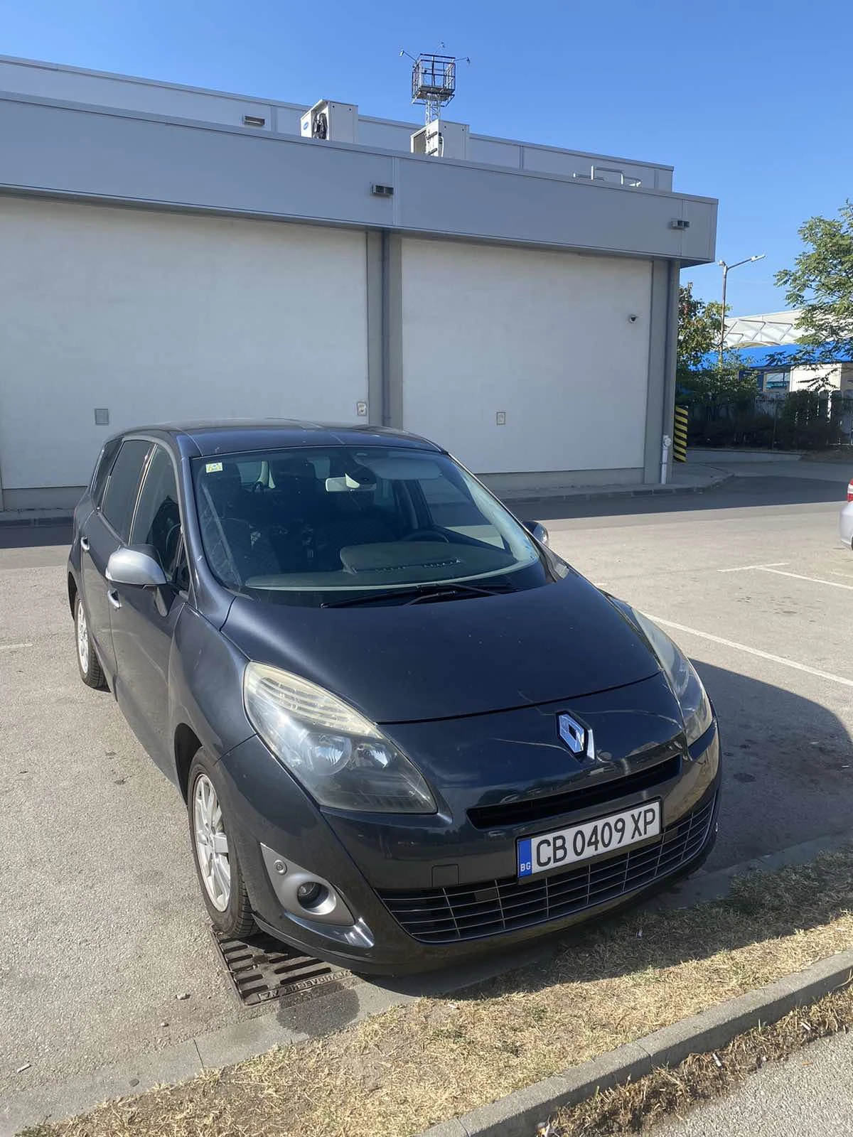 Renault Grand scenic 1.5dCi 7места обслужена с нови зимни гуми - изображение 5