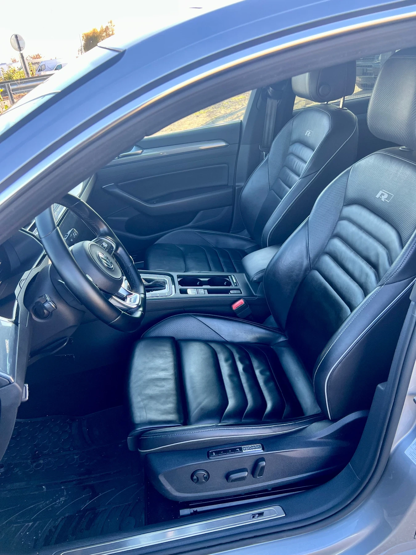 VW Arteon 2.0TDIPanorama 360 CAM  R-LINE | Mobile.bg — изображение 12