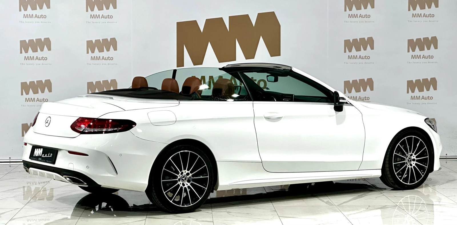 Mercedes-Benz C 180 AMG* Cabrio* Camera* Подгрев - изображение 2