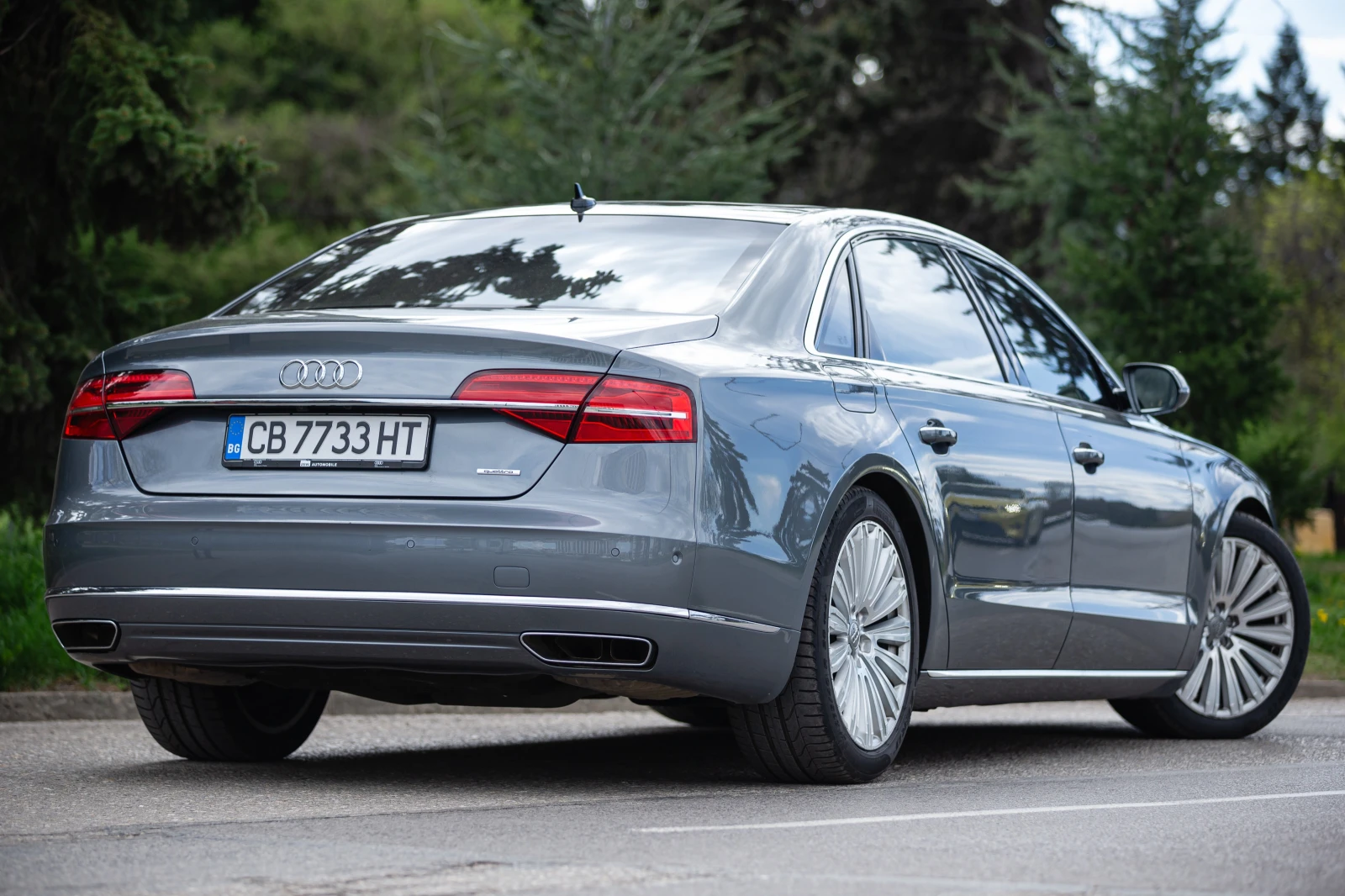 Audi A8 L - изображение 2
