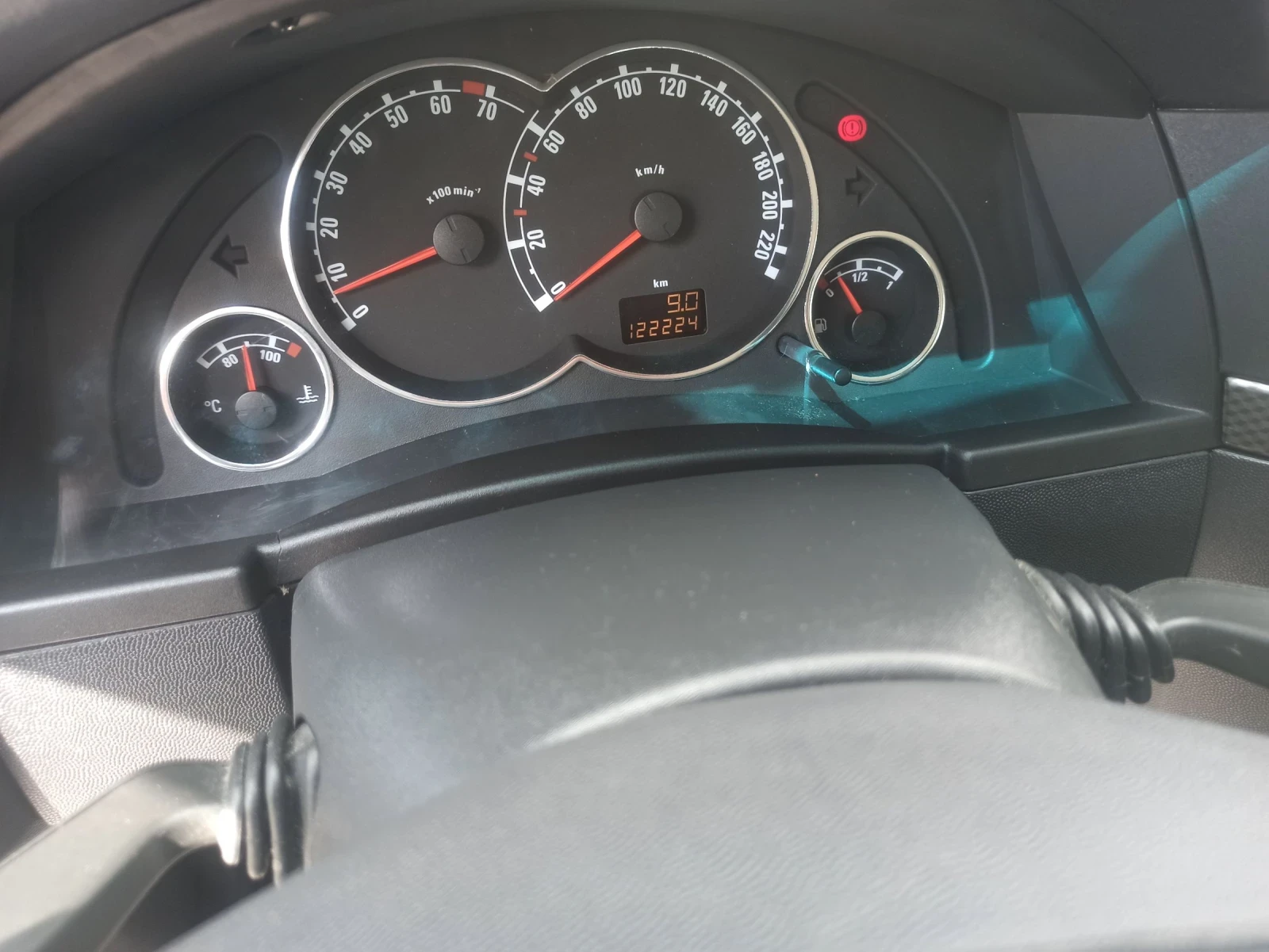 Opel Meriva 1.4I - изображение 10
