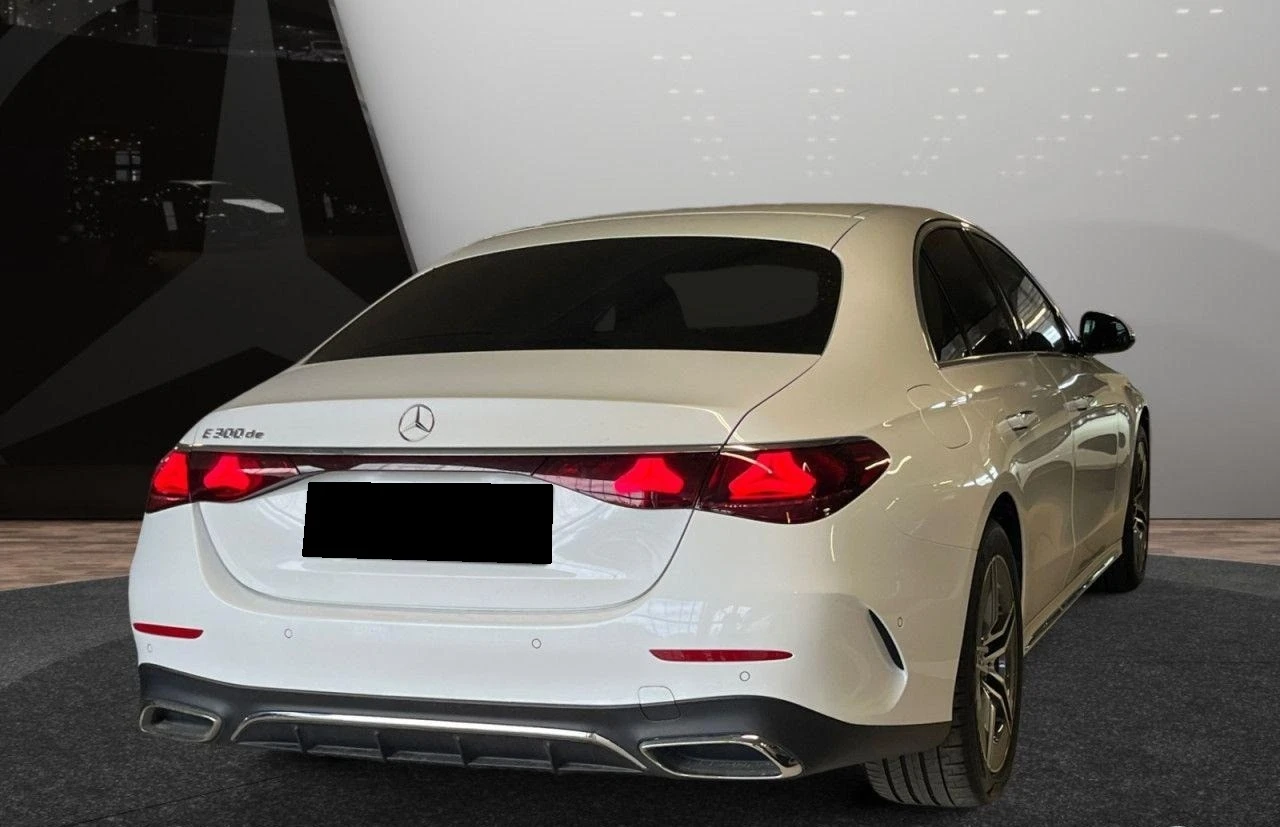 Mercedes-Benz E 300 de/AMG/PLUG-IN/SUPERSCREEN/BURM/DISTRONIC/CAMERA/ - изображение 5