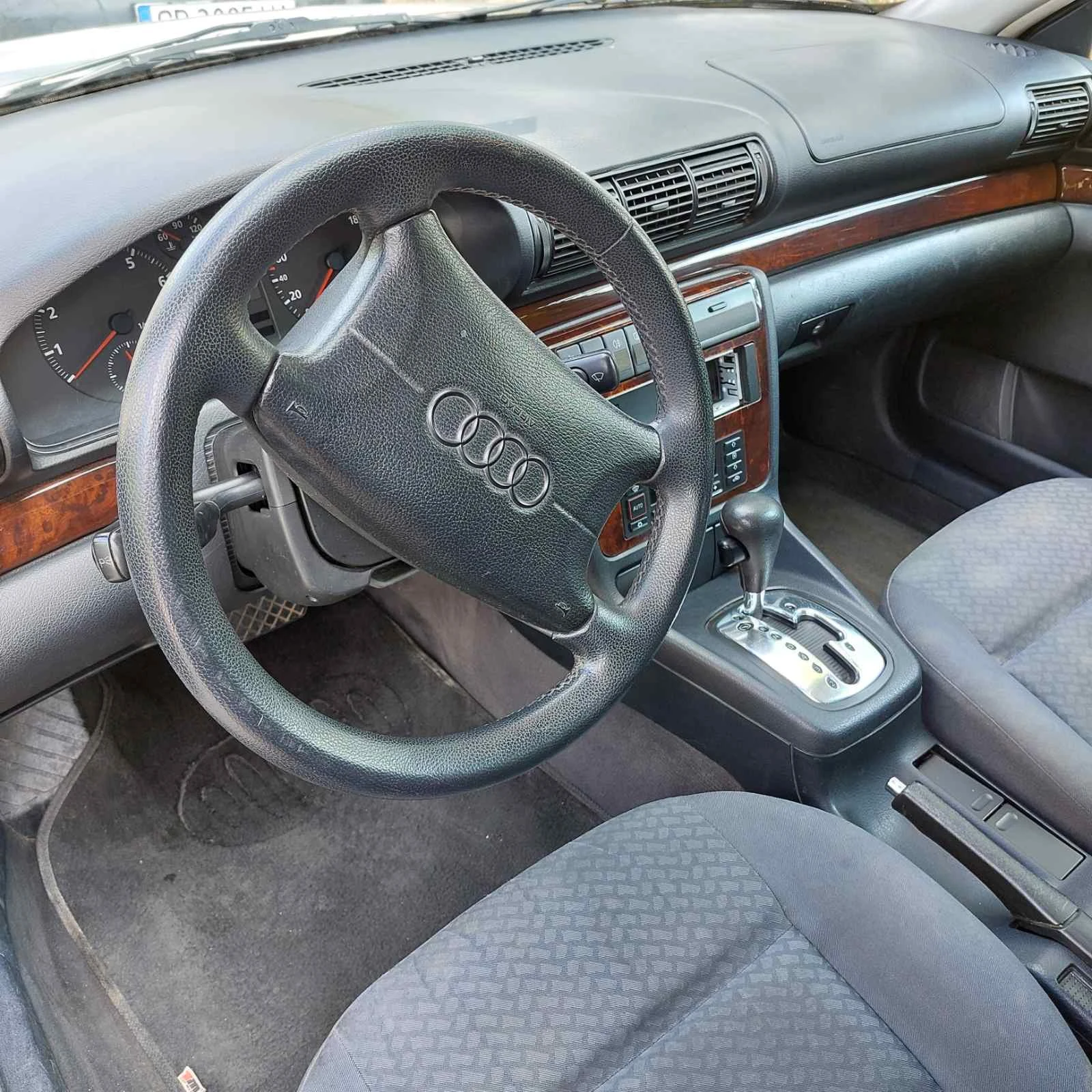 Audi A4 1.8T газ/автоматик - изображение 5