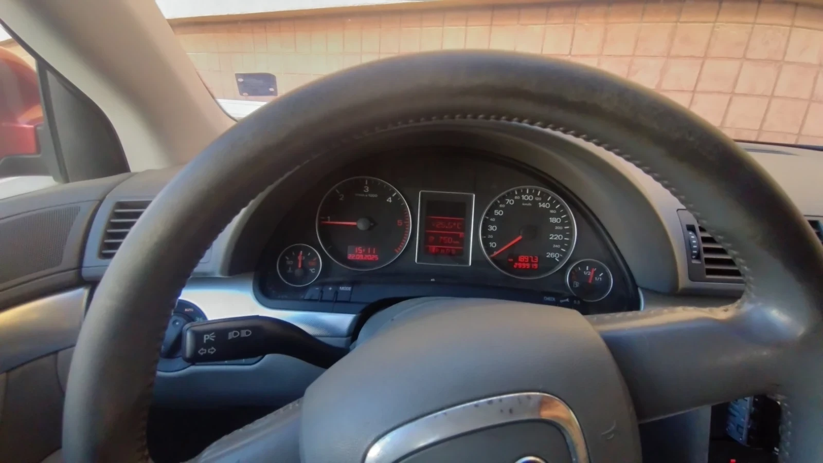 Audi A4 2.0 1.9 TDI - изображение 2