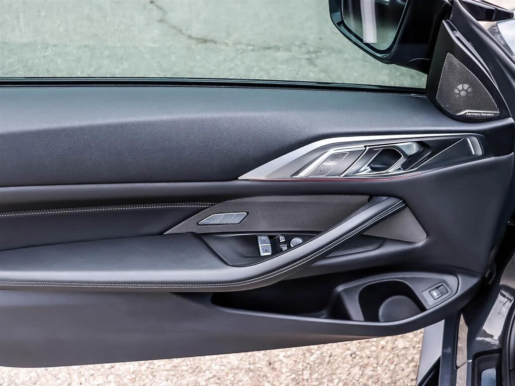 BMW M4 Competition* xDrive* Coupe - изображение 7