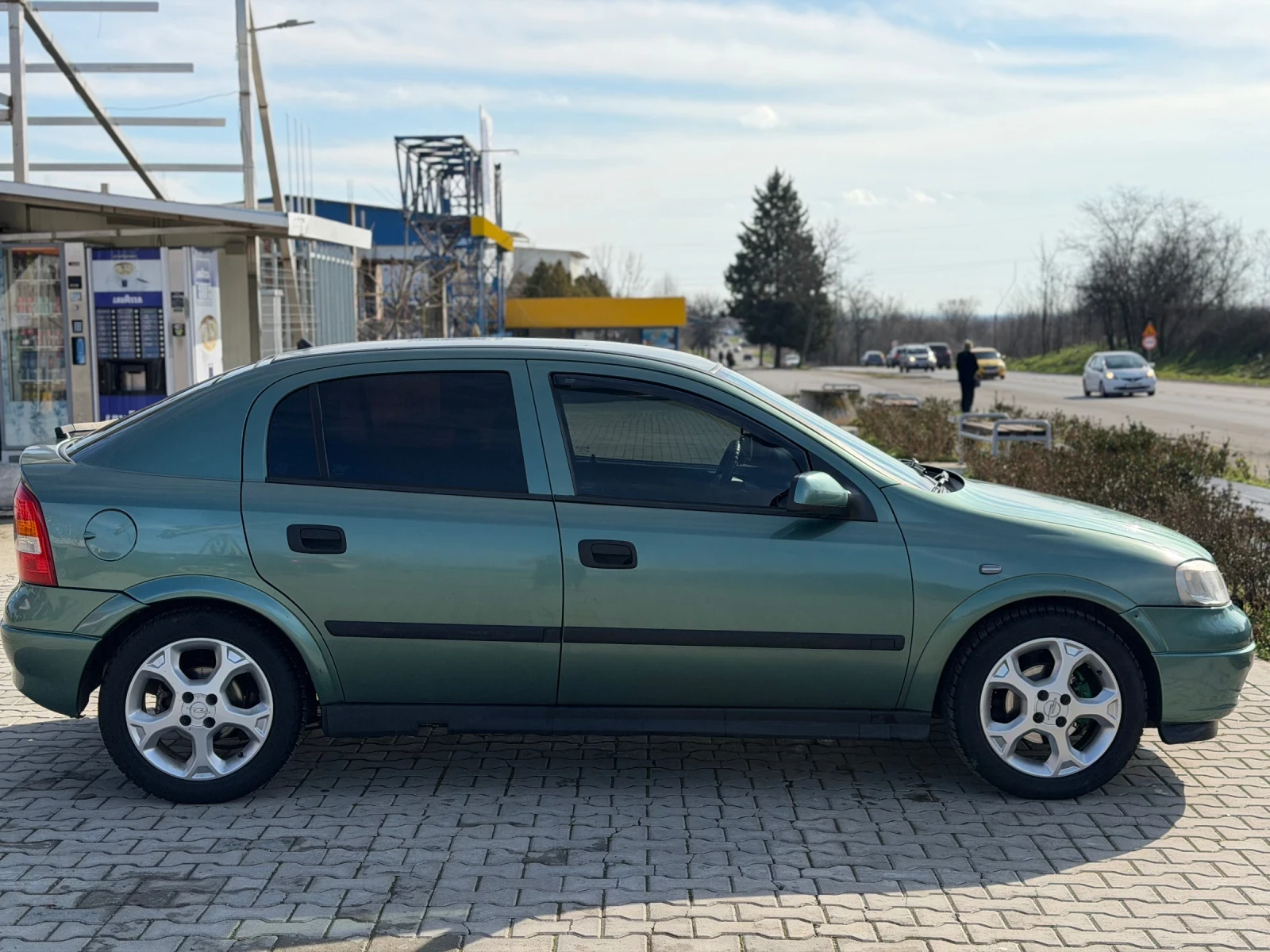 Opel Astra 1.6 101 к.с ГАЗ, снимка 3 - Автомобили и джипове - 53874125