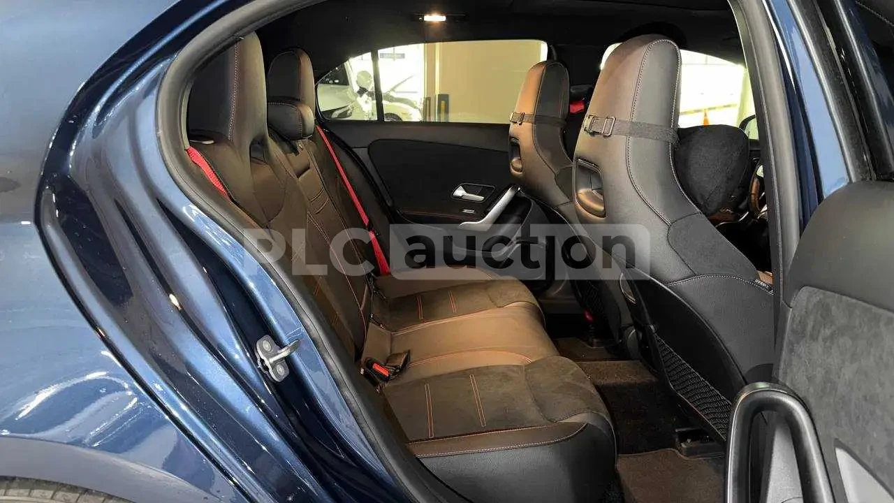 Mercedes-Benz A45 AMG S* 2023* DRIFT MODE* DYNAMICA* ALCANATARA* КРАЙНА , снимка 14 - Автомобили и джипове - 53990649