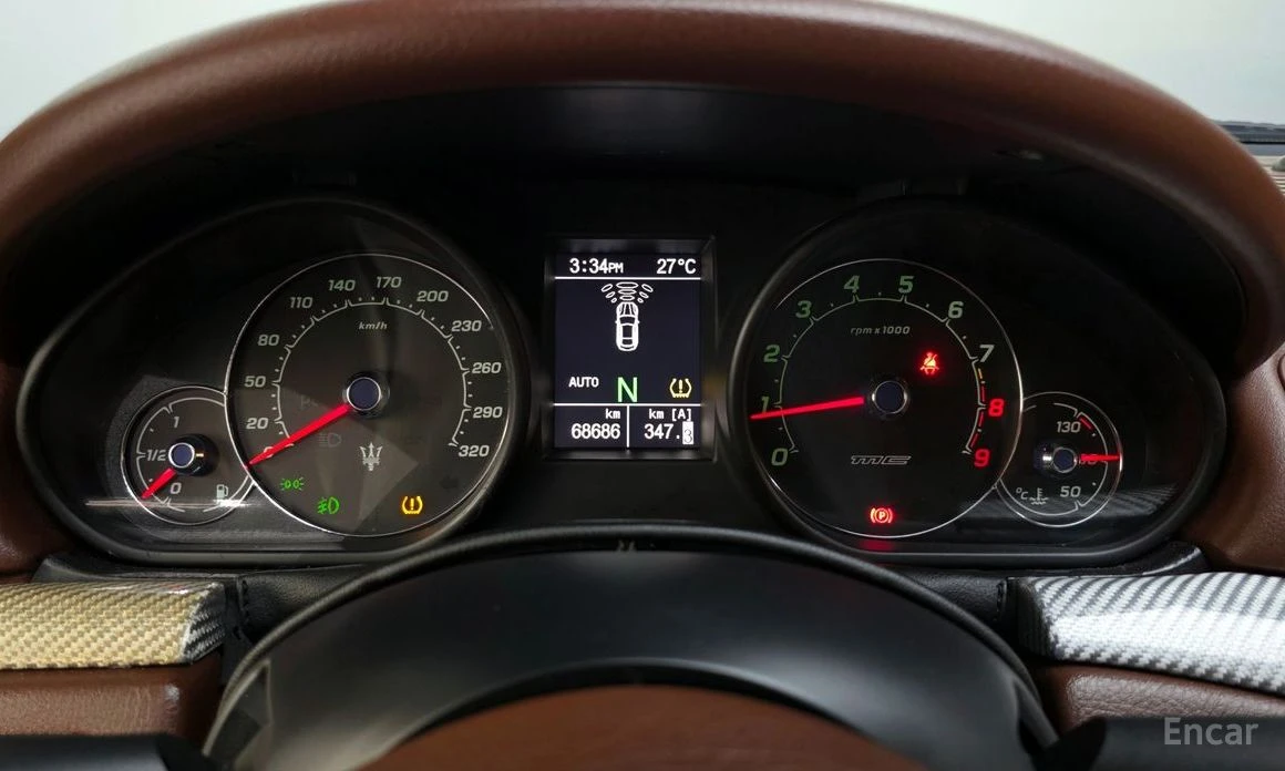 Maserati GranTurismo * 4.7* V8* КОЖА* КАМЕРА* , снимка 9 - Автомобили и джипове - 54073178