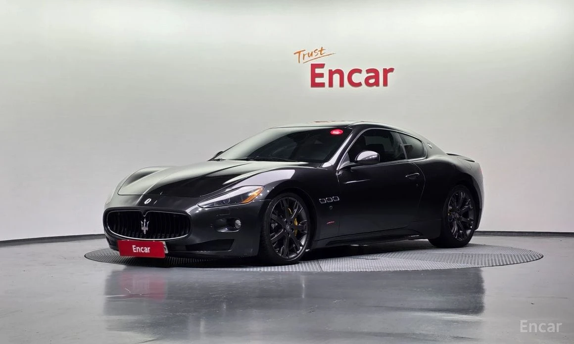 Maserati GranTurismo * 4.7* V8* КОЖА* КАМЕРА* 