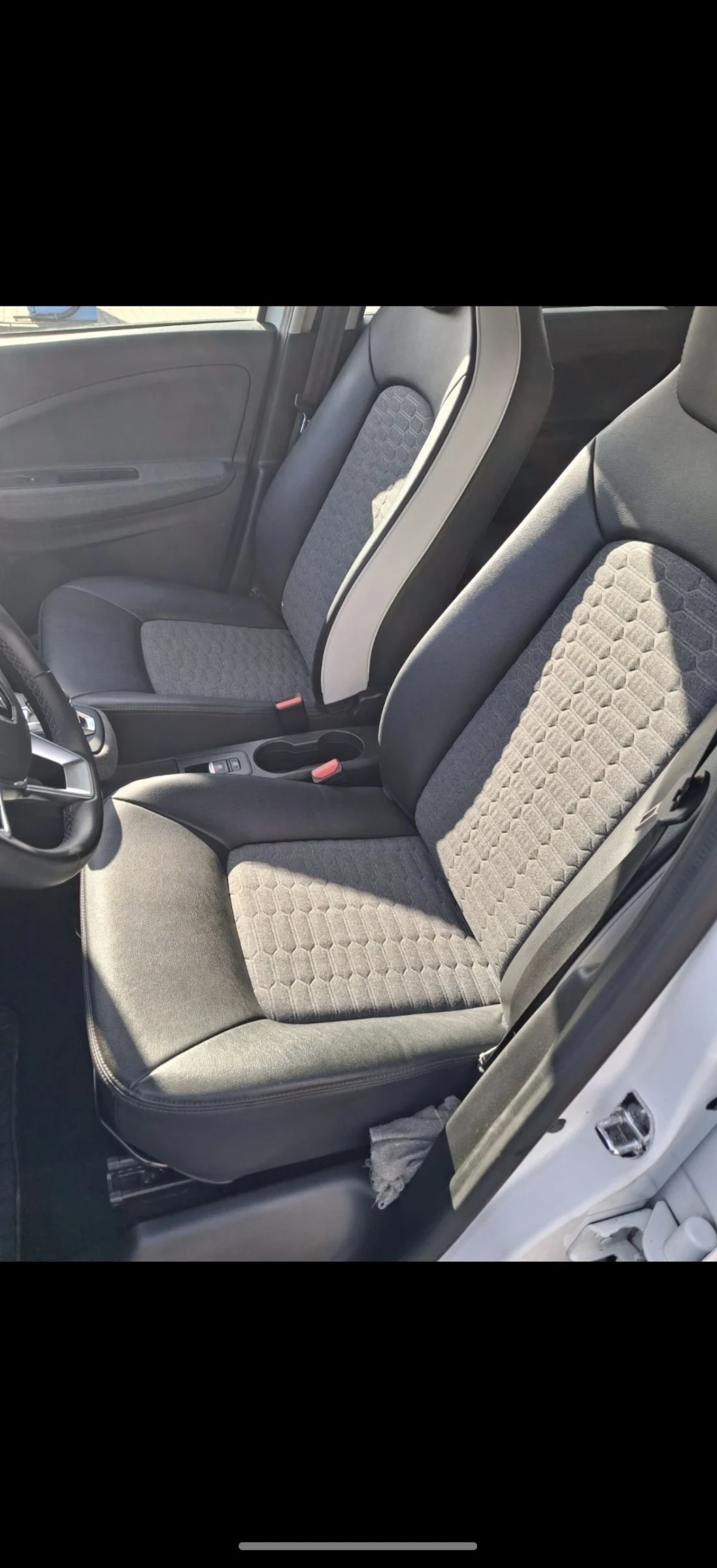 Renault Zoe, снимка 14 - Автомобили и джипове - 54102760