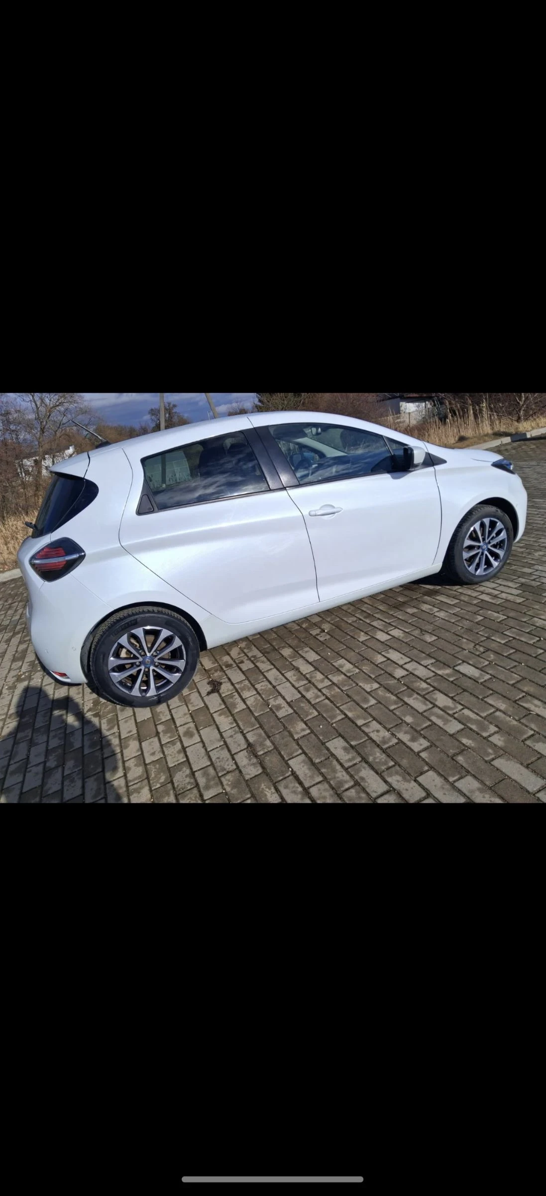 Renault Zoe, снимка 2 - Автомобили и джипове - 54102760